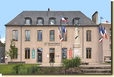 Cité des Présents François Mitterrand
